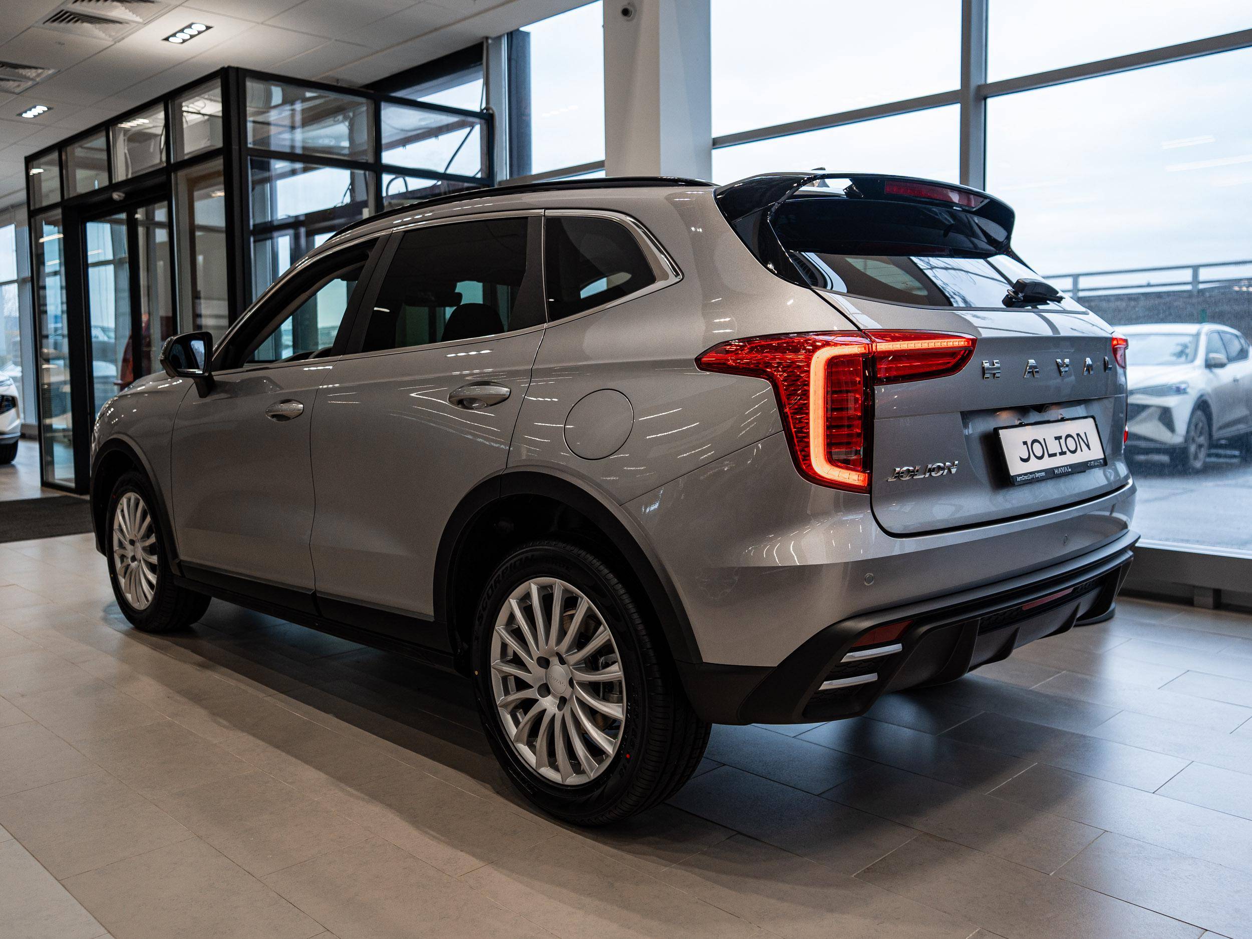 Haval Jolion Tech plus 1.5 7DCT 4WD