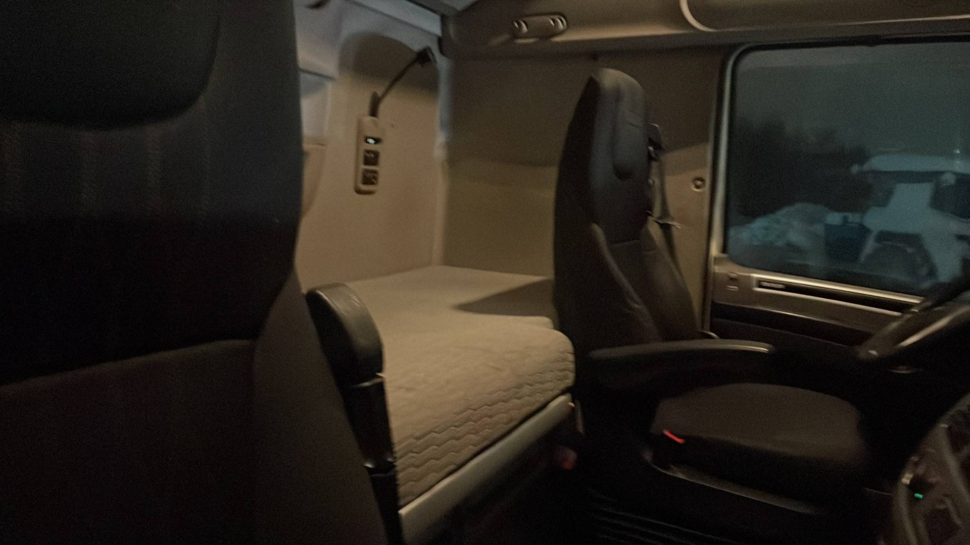 DAF XF 480 FT 4x2 (Space Cab),  553 012 км, 2021 года в лизинг