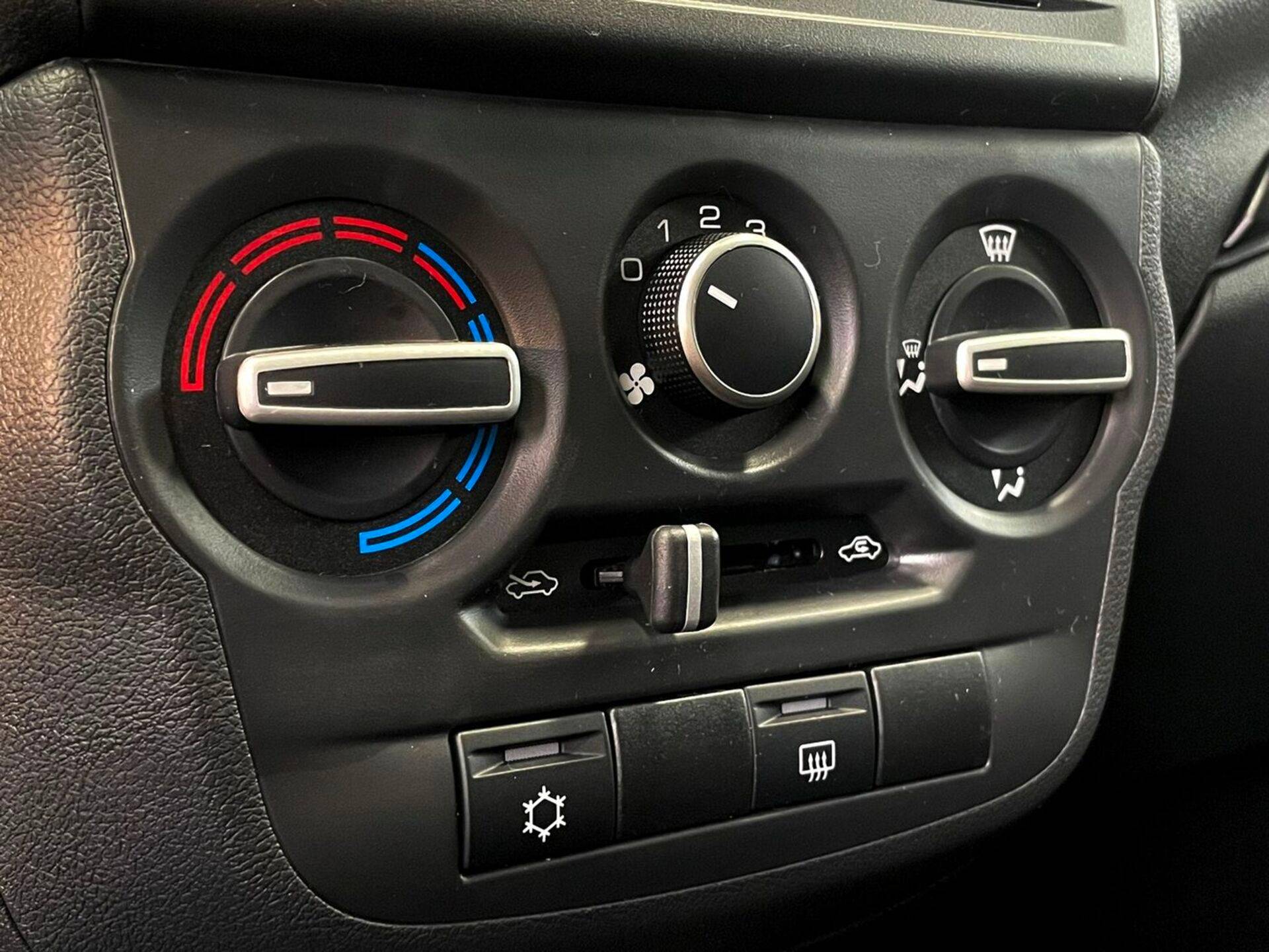Lada Granta седан Comfort 24 1.6 106hp 5MT