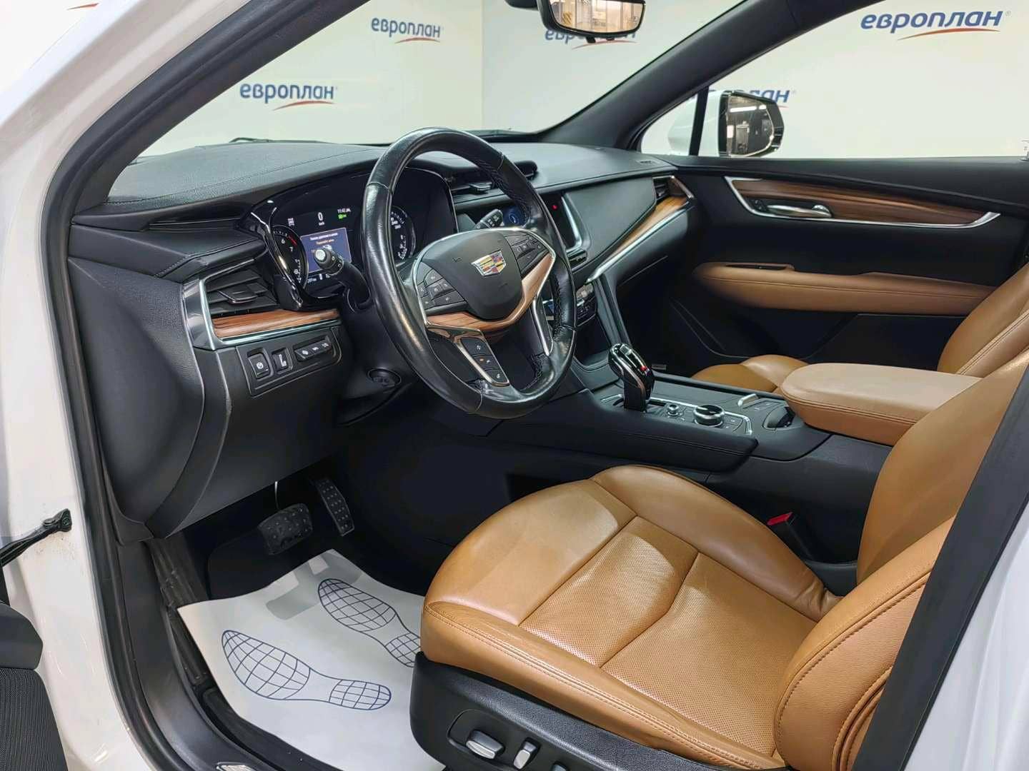 Cadillac XT5,  73 813 км, 2021 года в лизинг