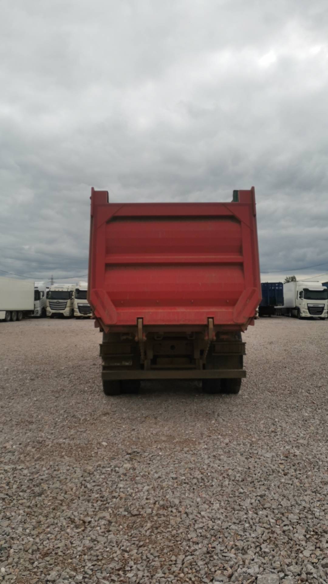Sitrak ZZ3316V386ME,  33 869 км, 2022 года