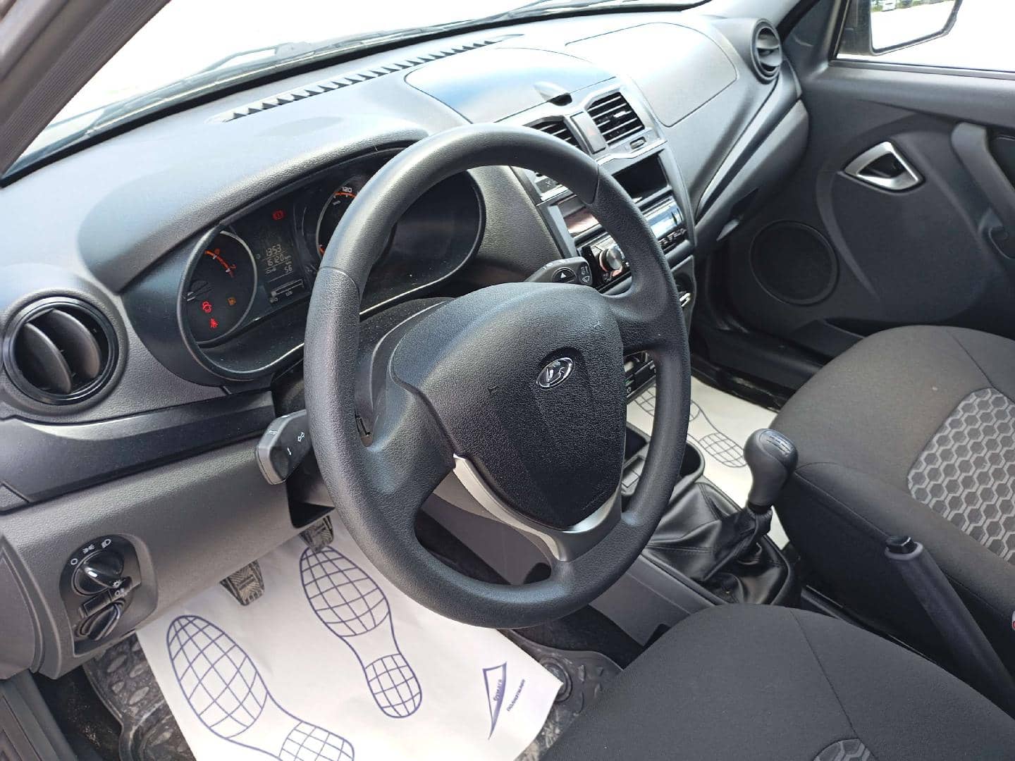 Lada Granta лифтбек,  16 120 км, 2024 года в лизинг