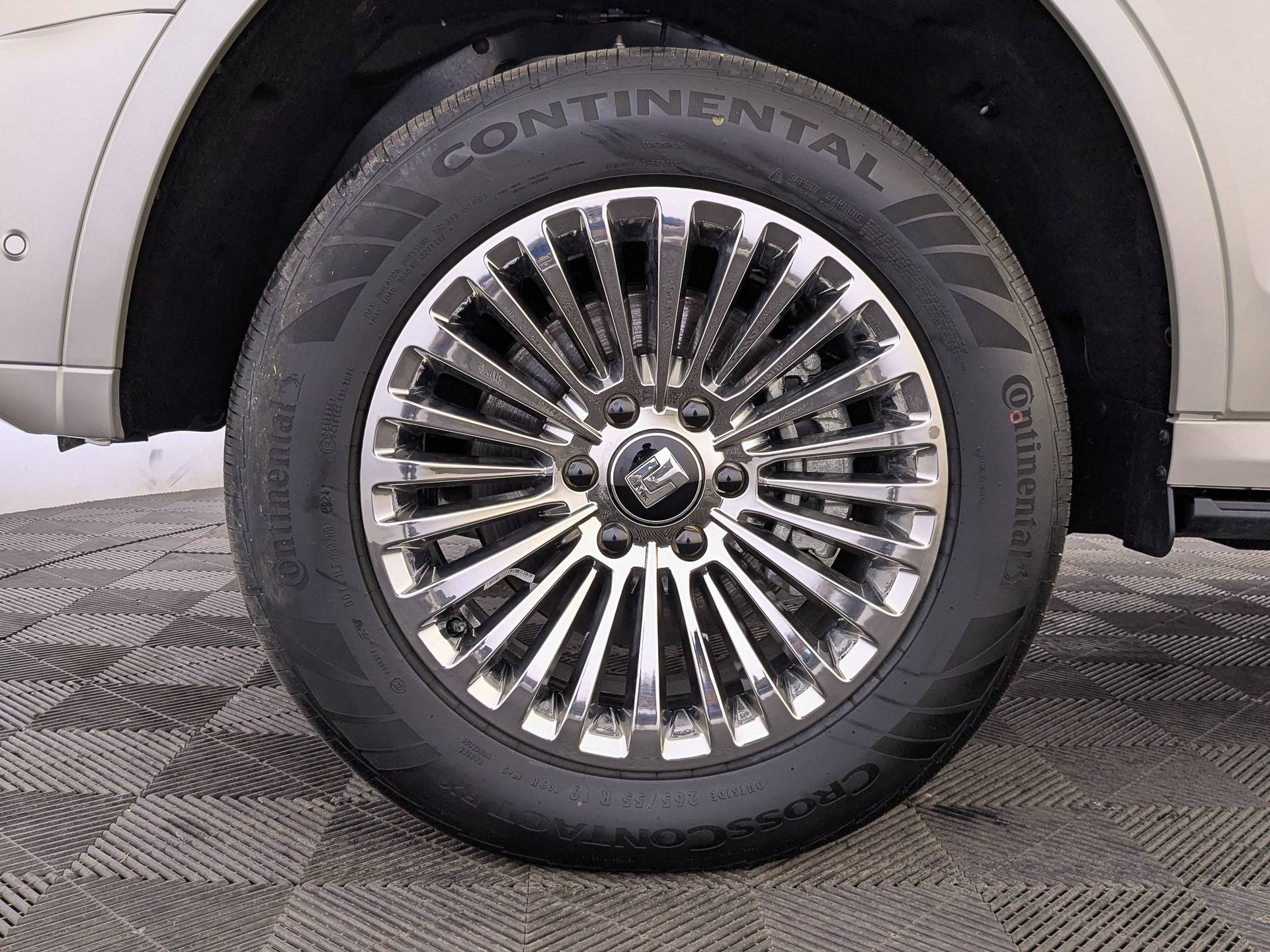 Tank 500 Премиум 3.0 АТ полный привод