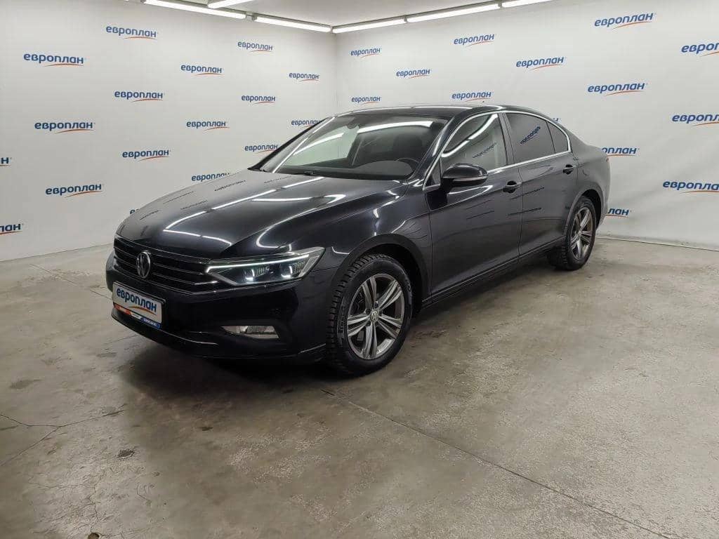 Volkswagen Passat,  131 312 км, 2020 года в лизинг