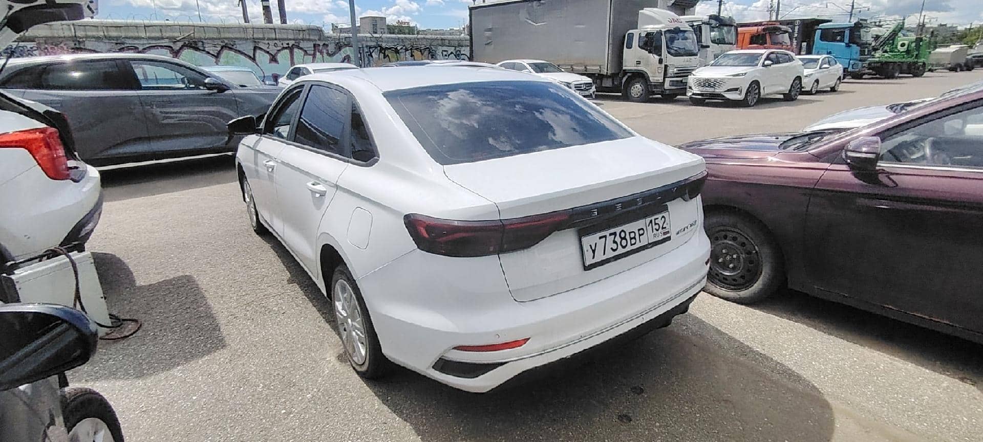Geely Emgrand,  119 602 км, 2023 года в лизинг