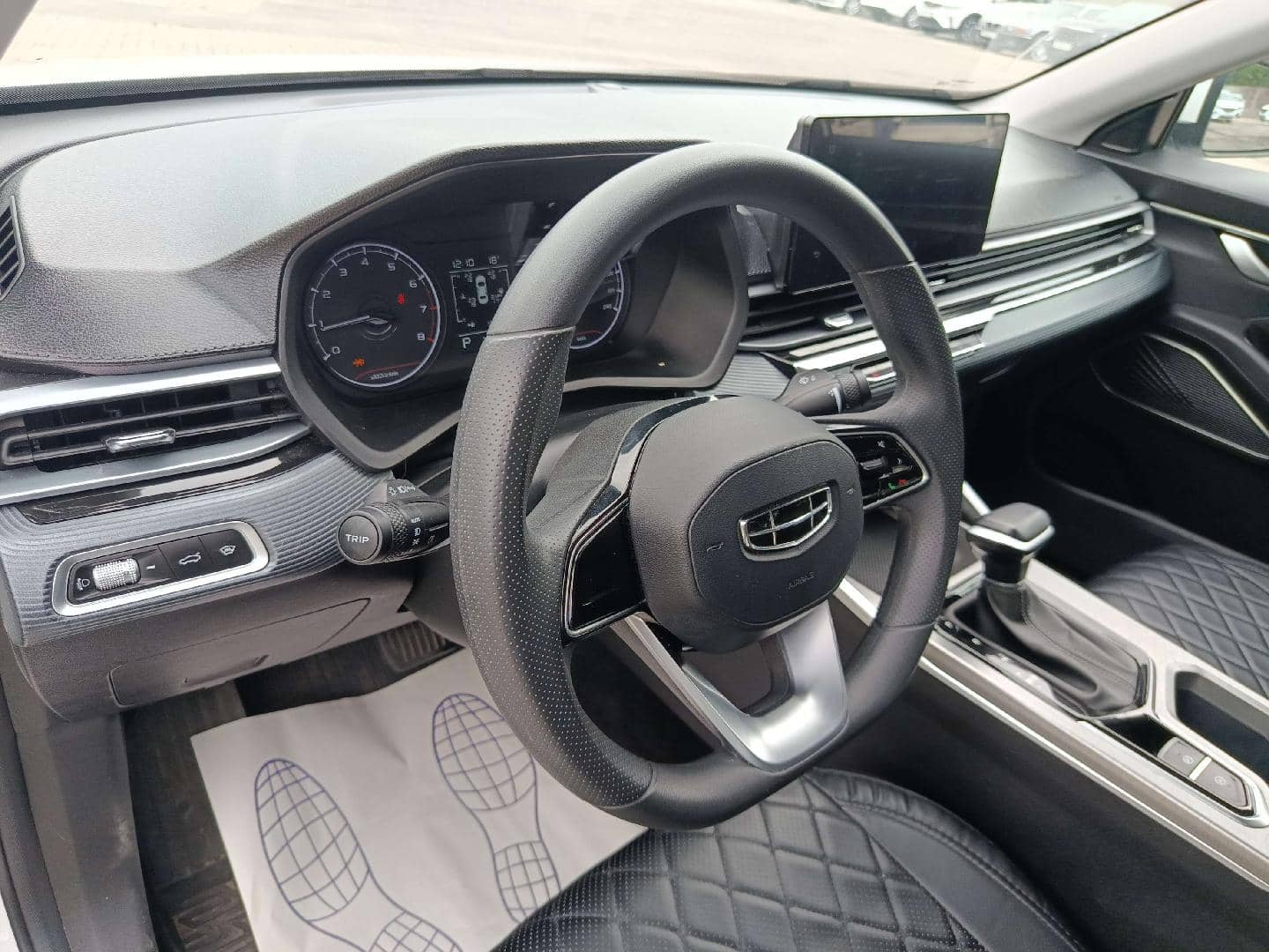 Geely Emgrand,  70 667 км, 2024 года в лизинг