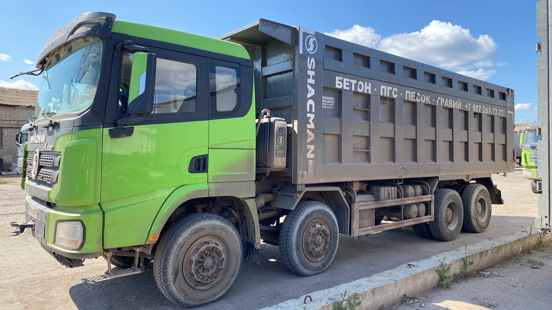 Shacman SX331863366,  241 861 км, 2022 года в лизинг