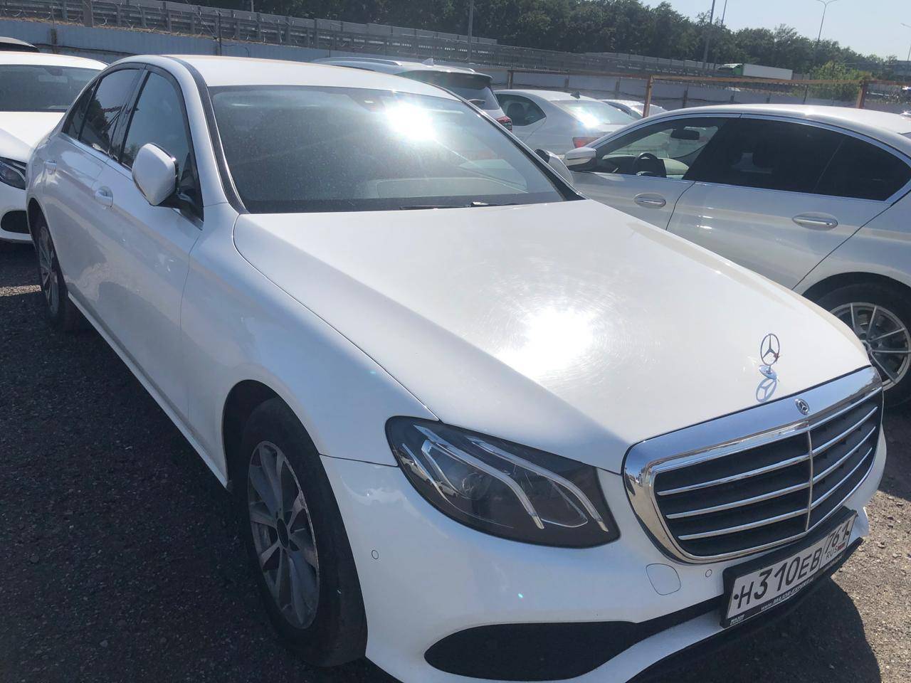 Mercedes-Benz E седан,  248 581 км, 2018 года в лизинг