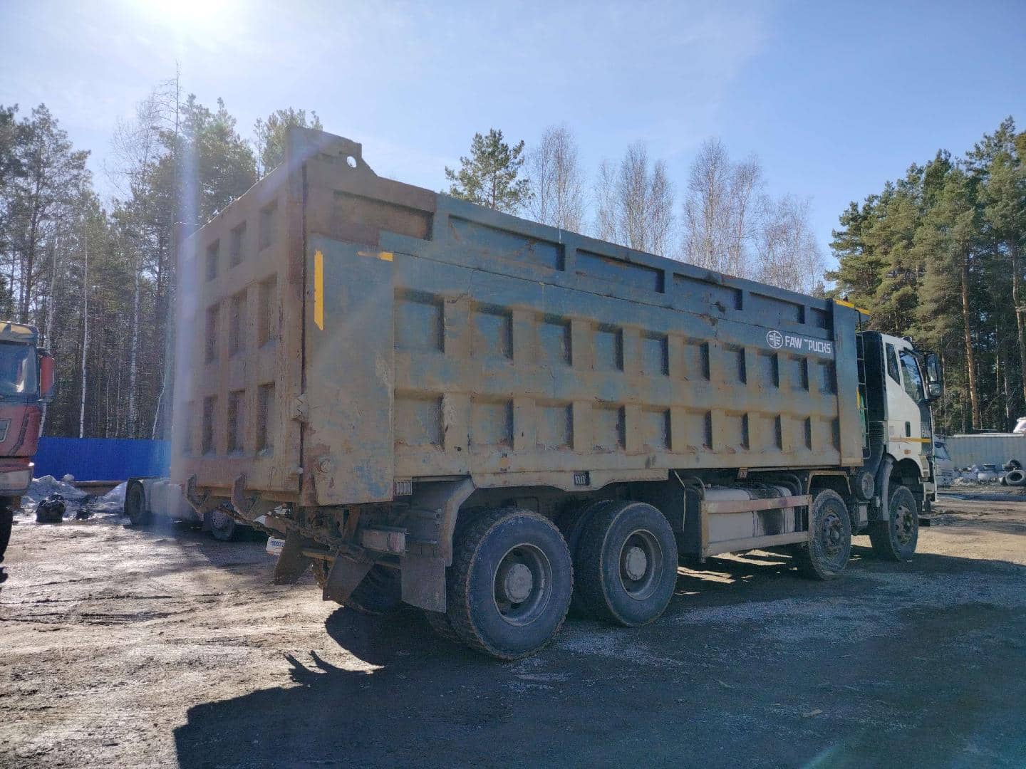 FAW CA3310P66K24T4E5 8х4,  141 974 км, 2023 года в лизинг