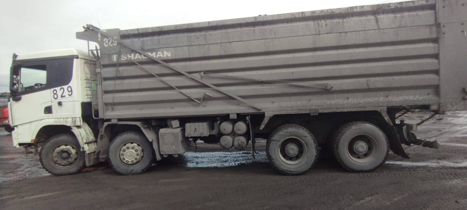 Shacman SX33186T366