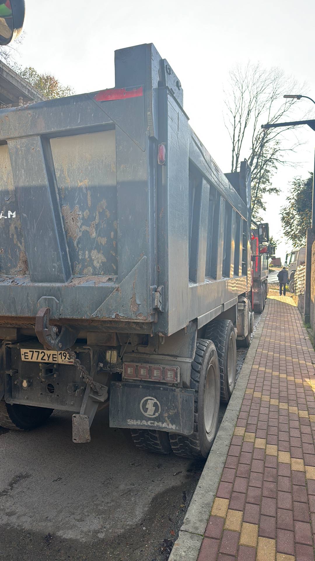 Shacman SX32488L344C,  74 811 км, 2024 года в лизинг