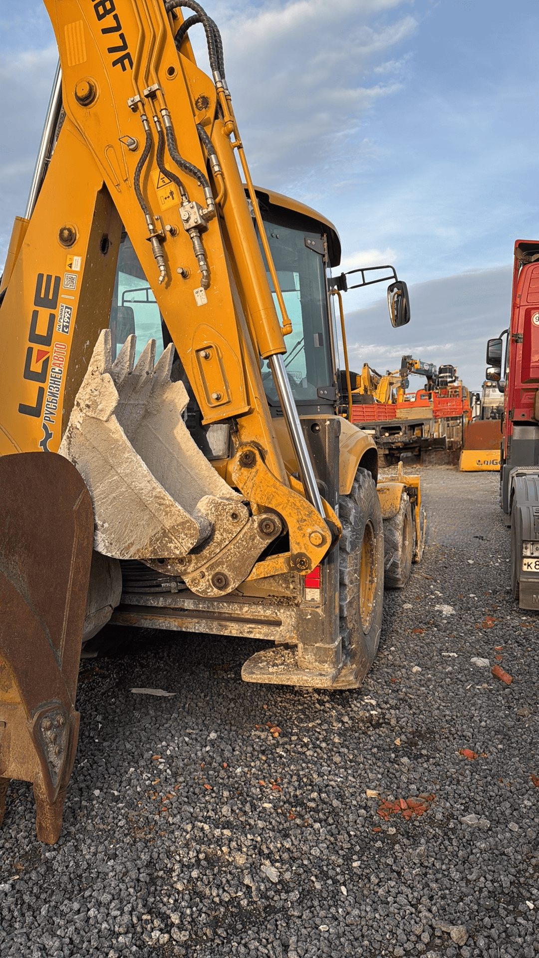 SDLG/LGCE B877F, 2024 года в лизинг