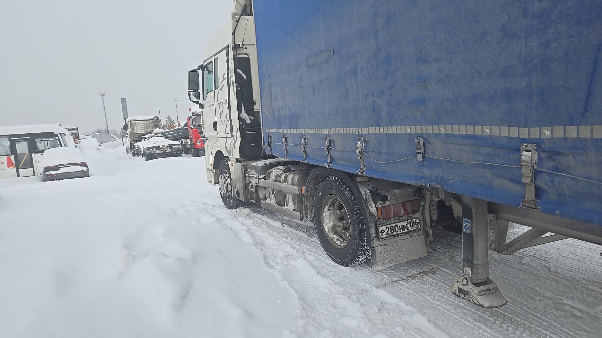 Sitrak ZZ4186V391HE,  254 062 км, 2023 года
