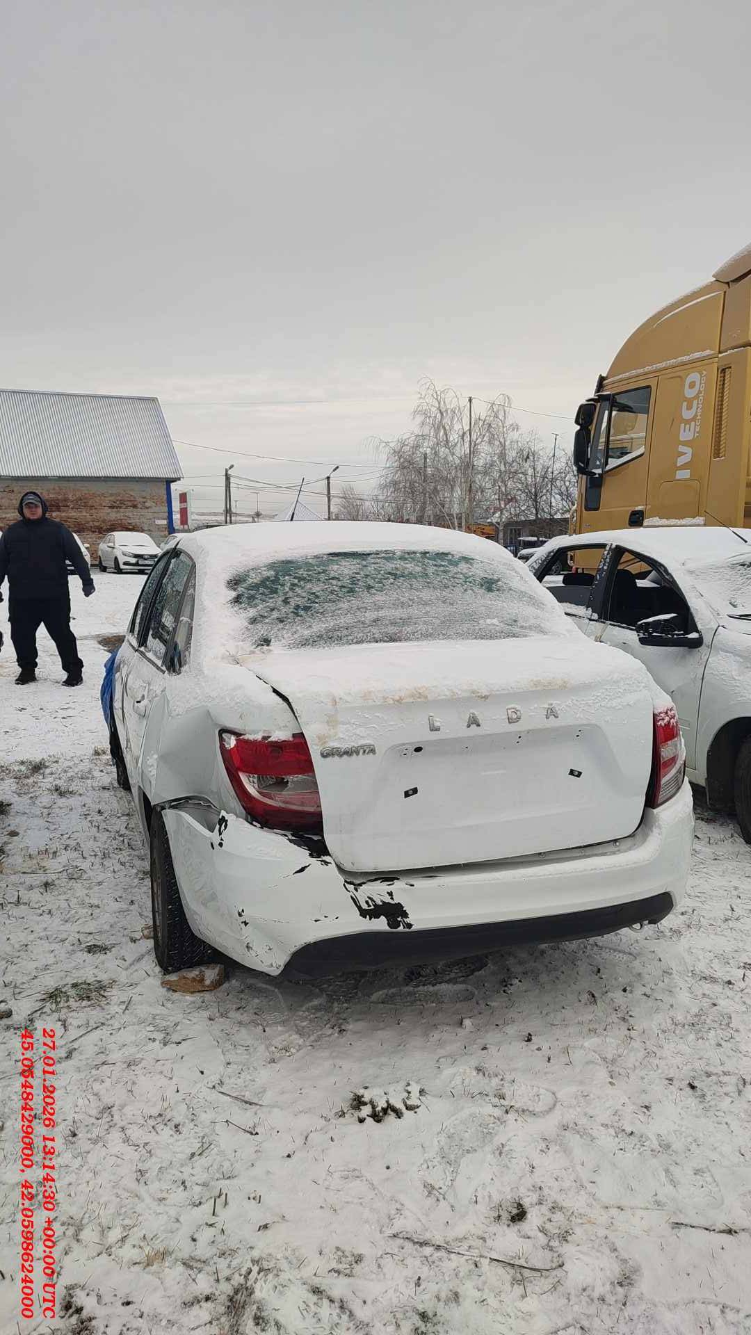 Lada Granta седан,  27 000 км, 2024 года в лизинг