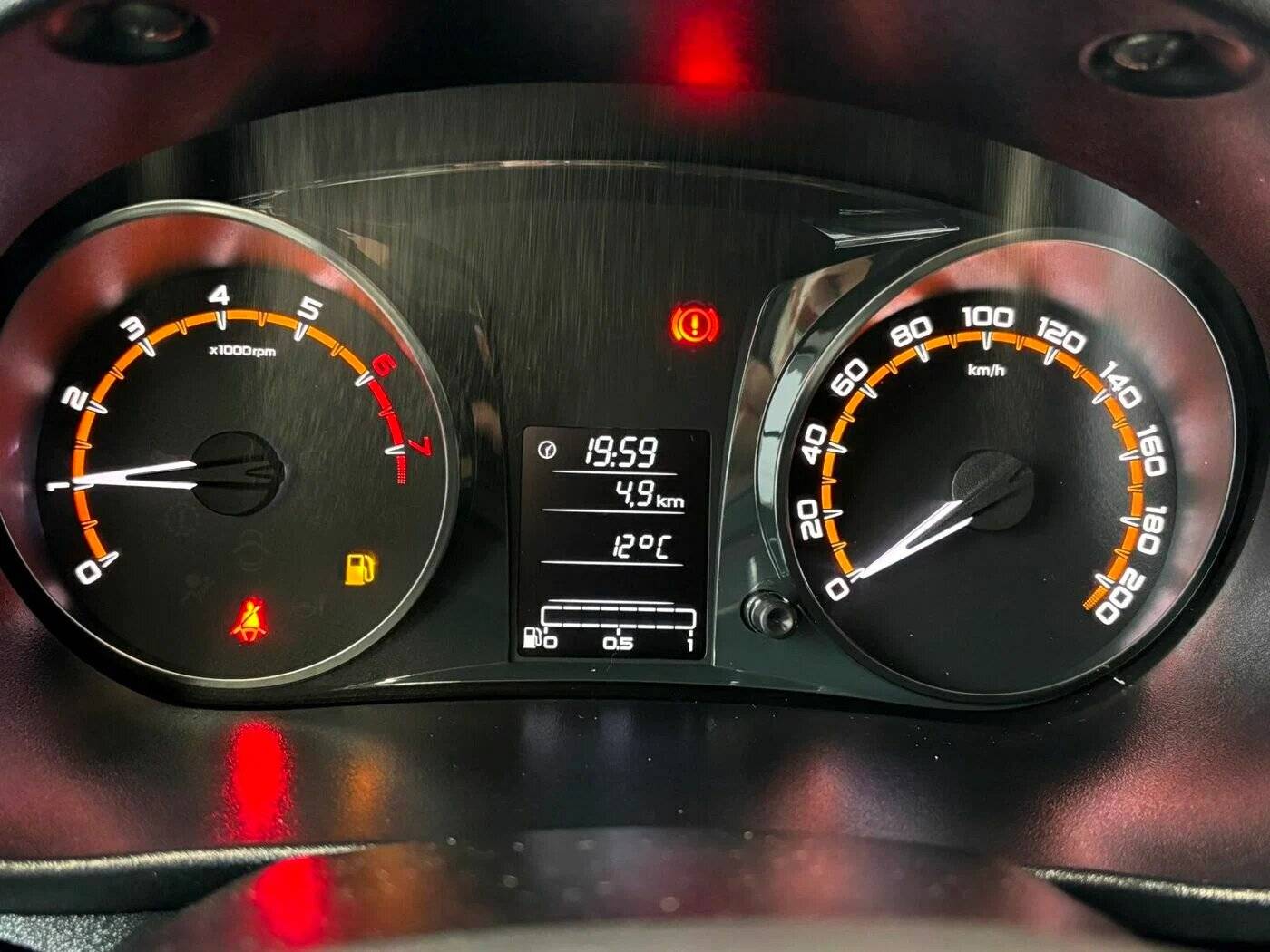 Lada Granta седан #КЛАБ 24 1.6 90 л.с. МТ (#CLUB 24)