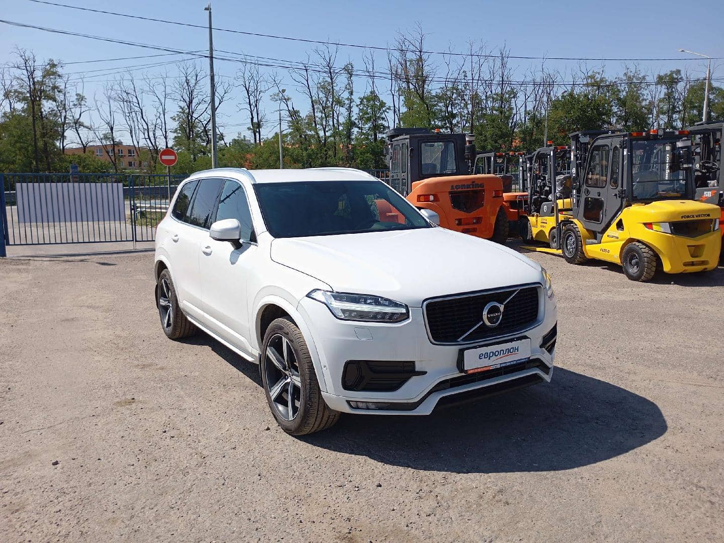 Volvo XC90,  194 767 км, 2017 года в лизинг