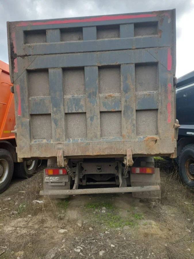 Shacman SX331863366,  59 245 км, 2021 года в лизинг