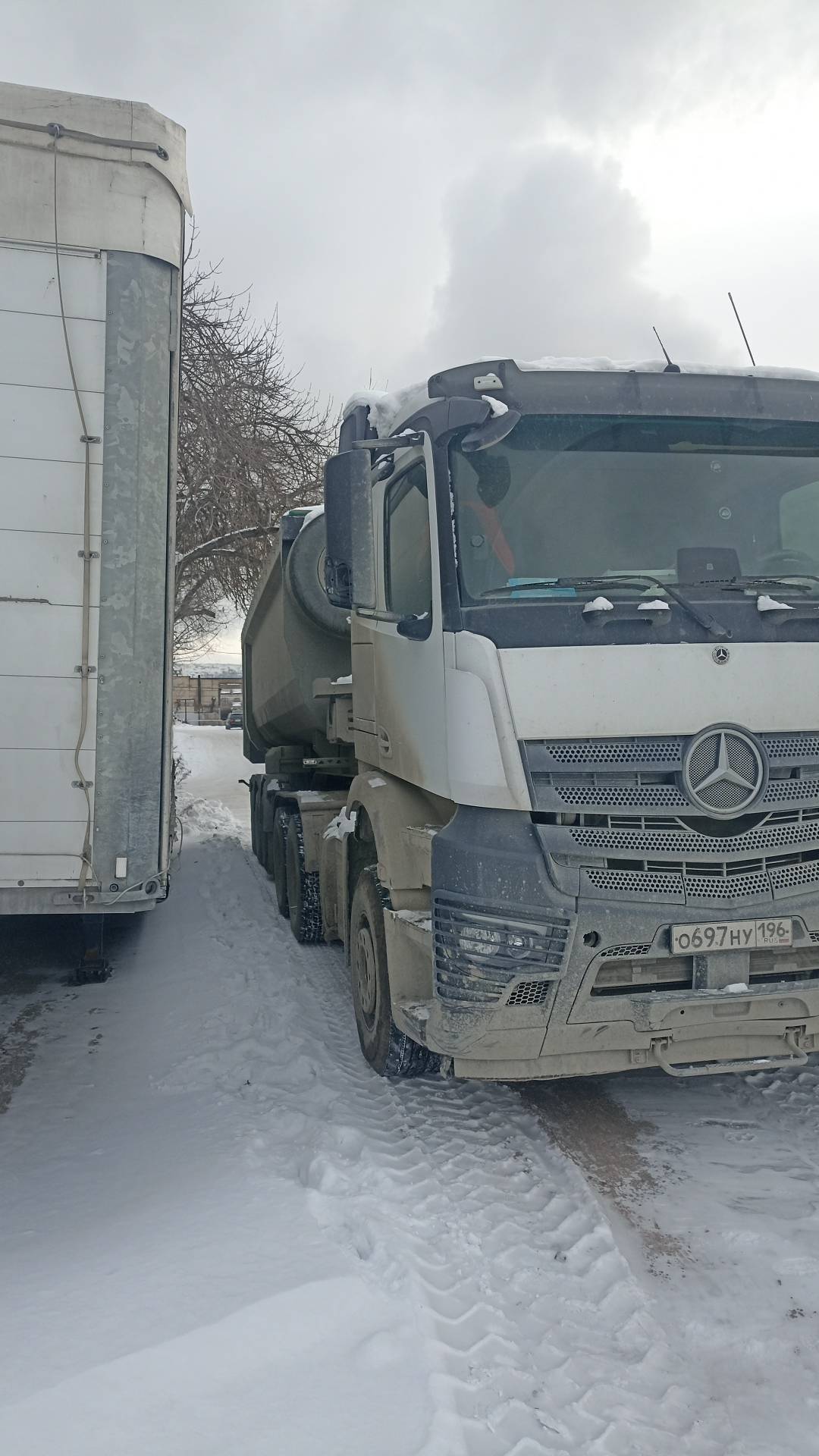 Mercedes-Benz Arocs 3348 S 6x4 (ClassicSpace)