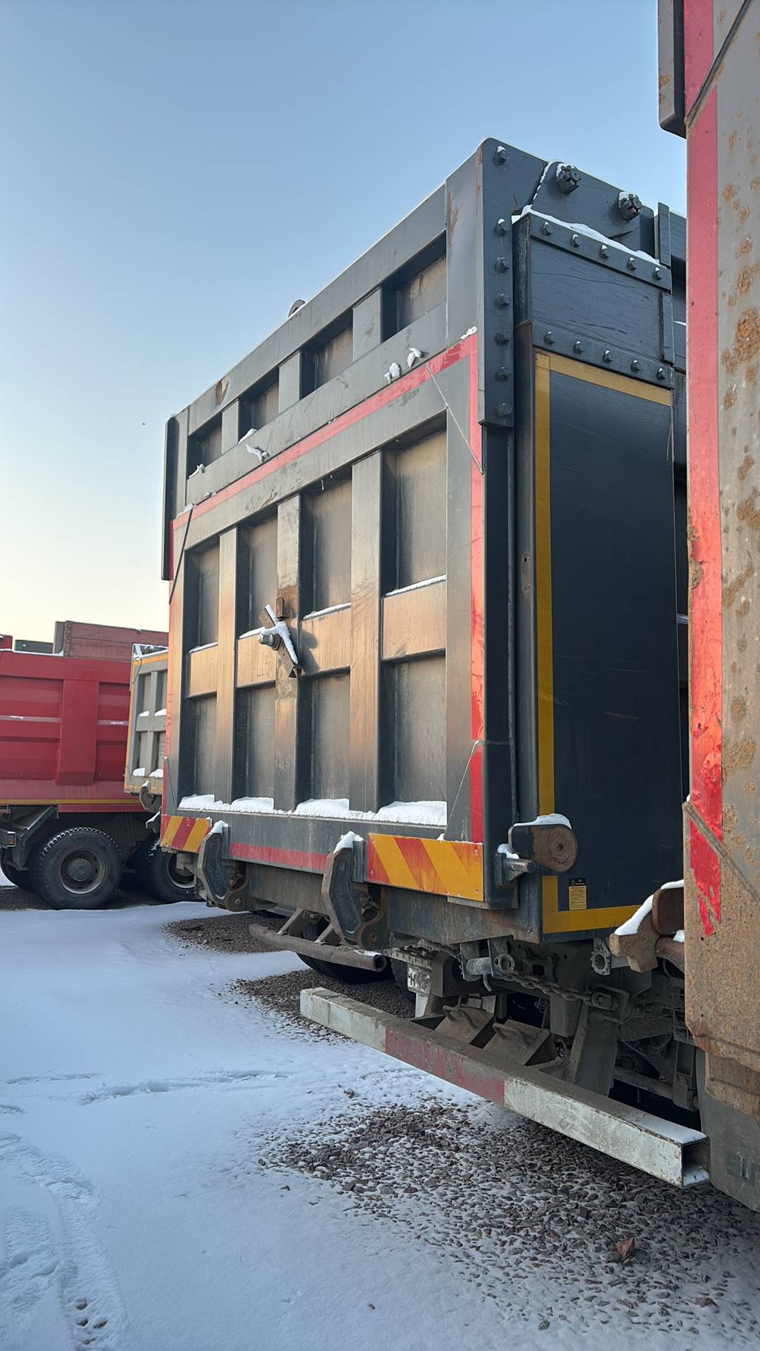 Sitrak ZZ3316V386ME,  83 780 км, 2022 года в лизинг