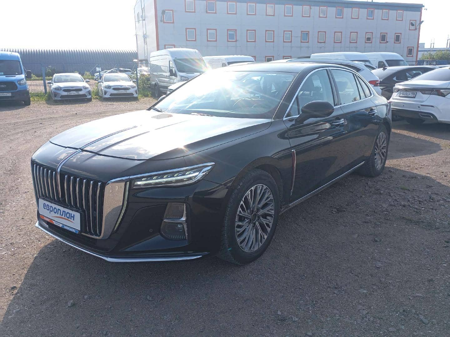 Hongqi H5