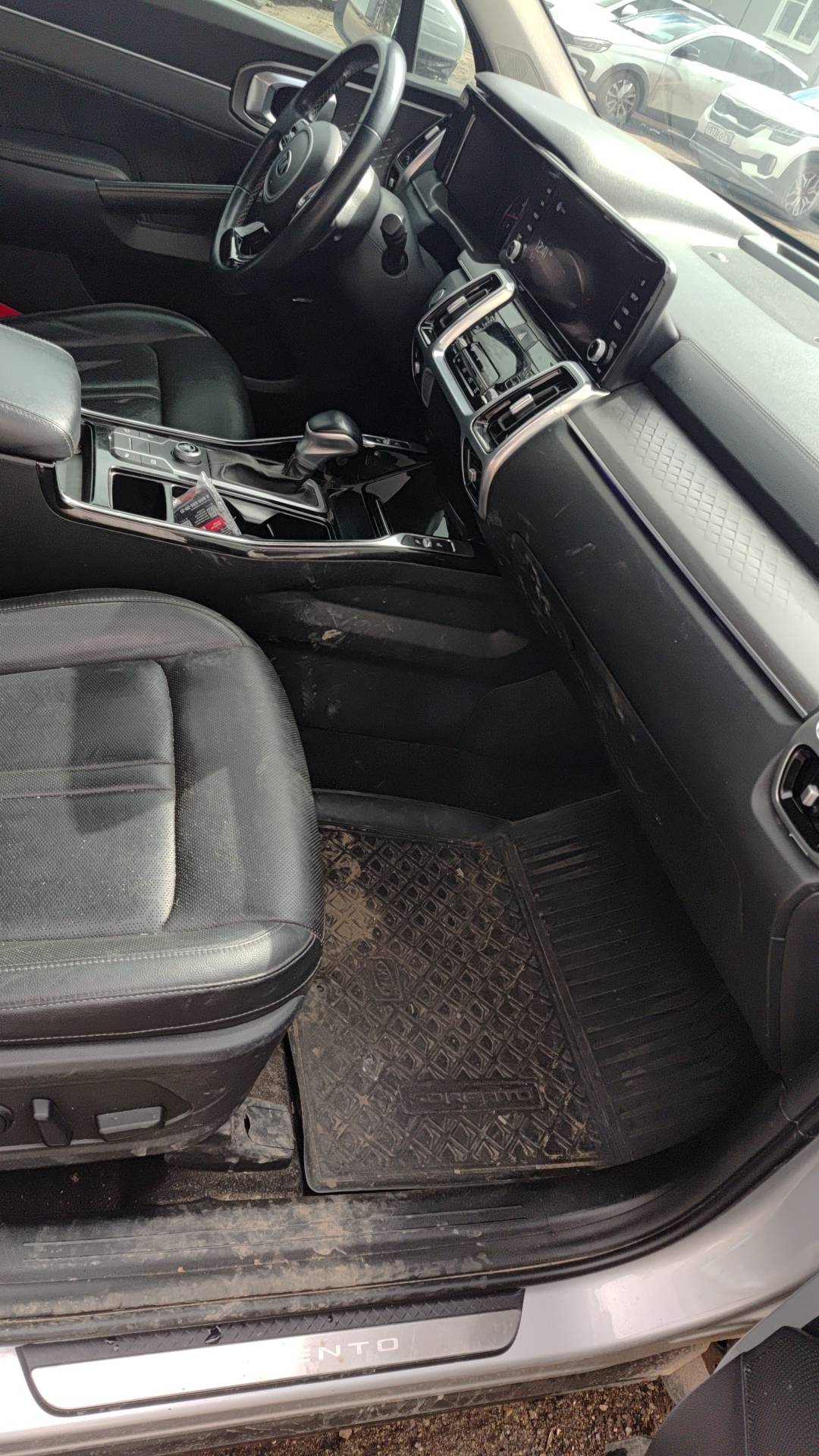 KIA Sorento,  111 833 км, 2021 года