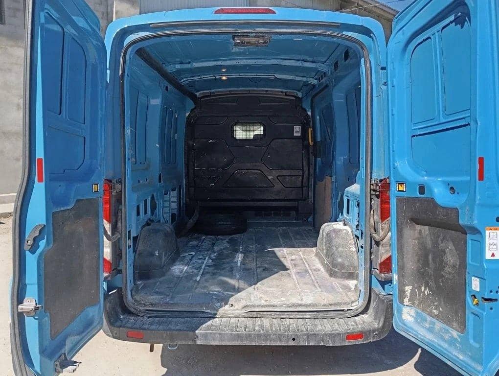 Ford Transit,  114 920 км, 2021 года в лизинг