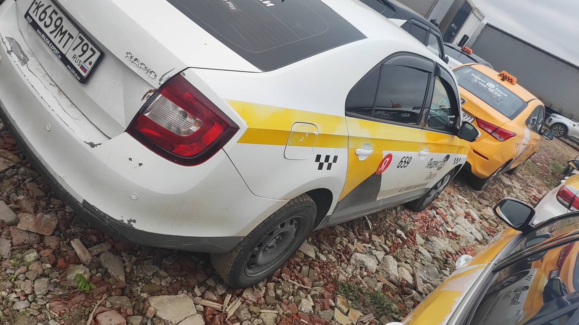 Skoda Rapid,  322 682 км, 2019 года в лизинг