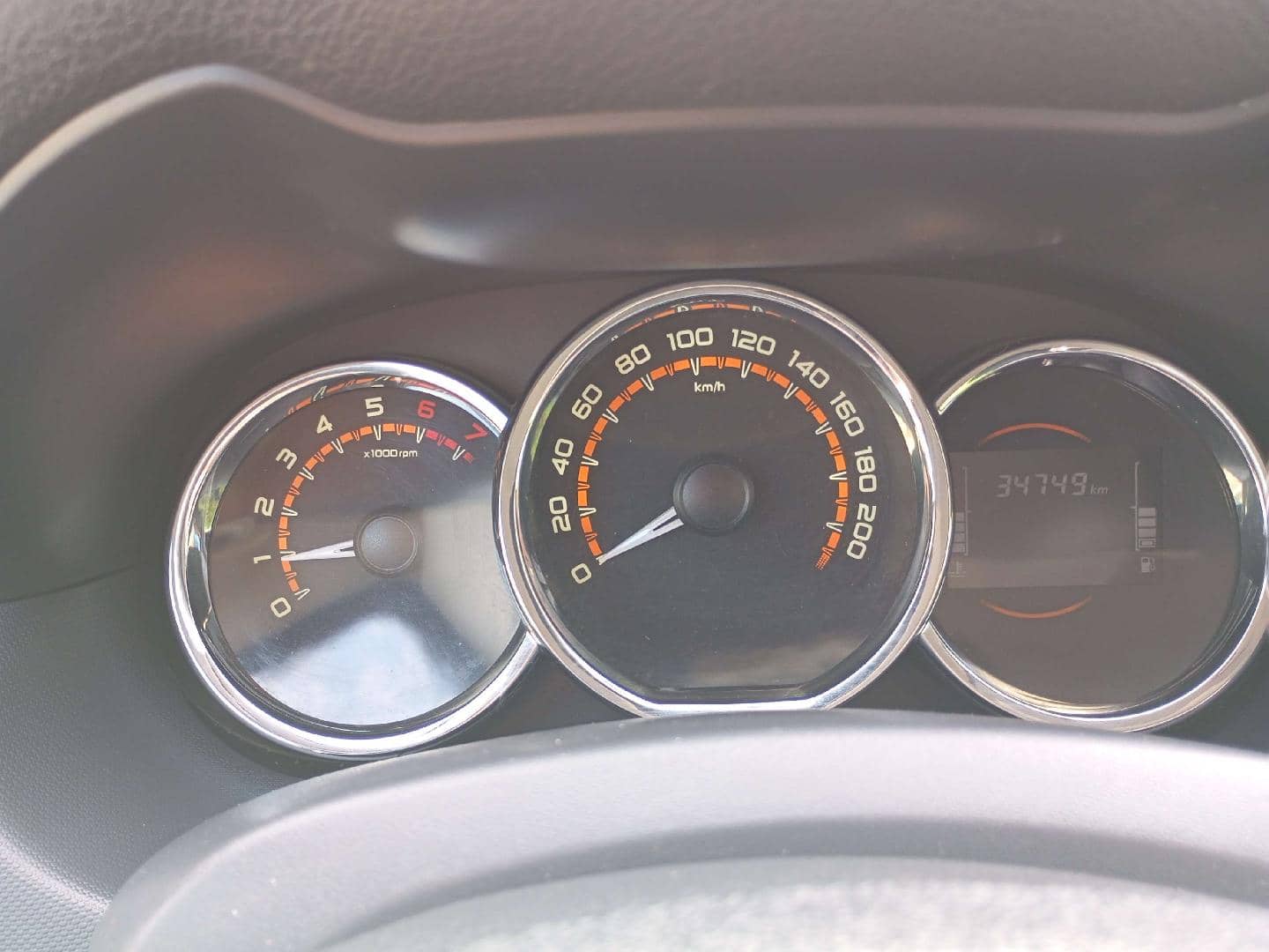 Lada Largus универсал,  34 749 км, 2024 года в лизинг