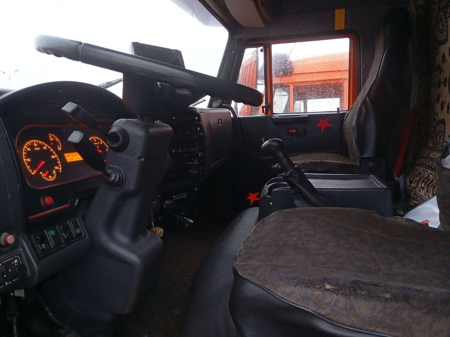 КАМАЗ 6520-43(E4),  215 658 км, 2017 года в лизинг