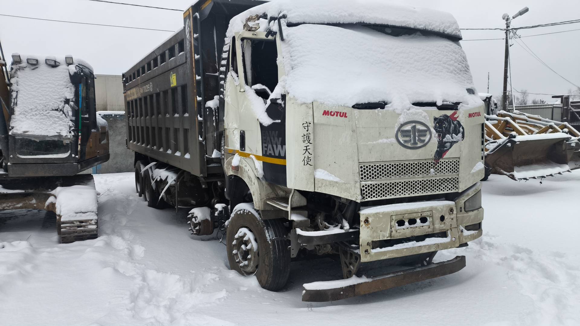 FAW CA3311P66K24T4E5 8х4