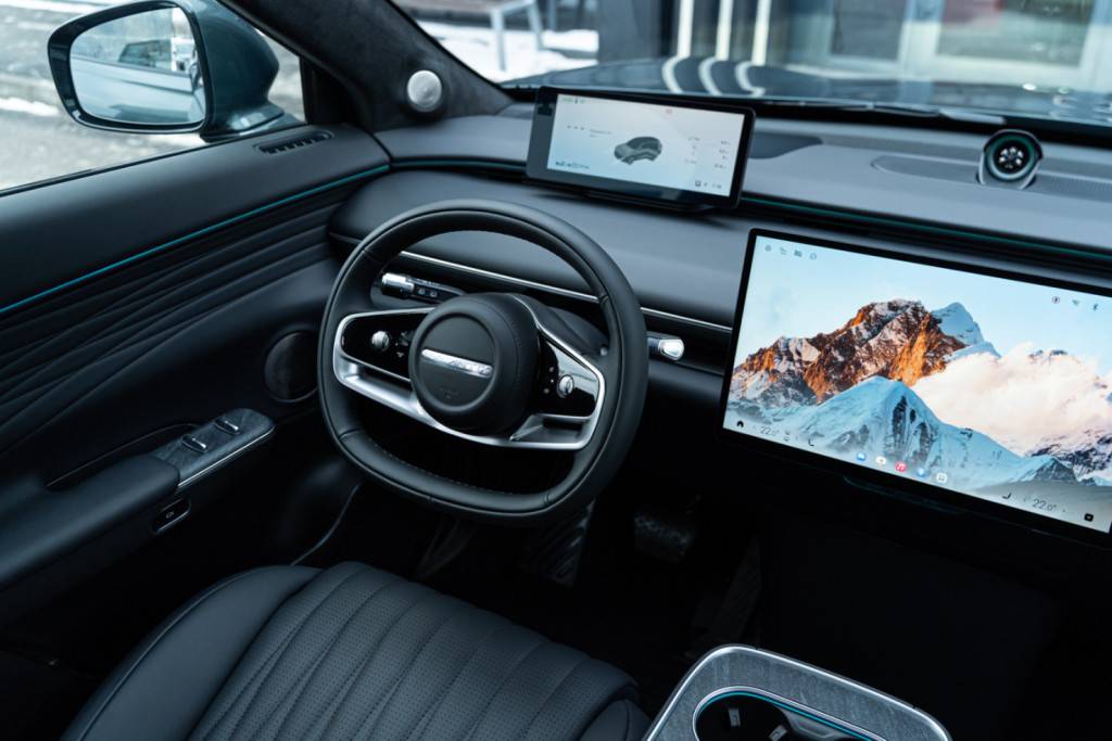 EXEED Exlantix ET 1.5T+40KWh AWD TOP BL