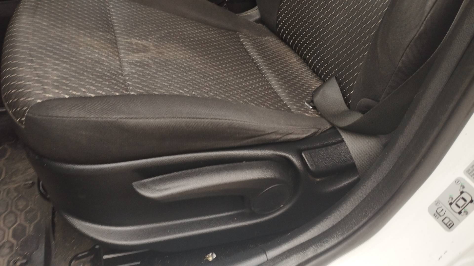 KIA Rio X-Line,  232 957 км, 2019 года в лизинг