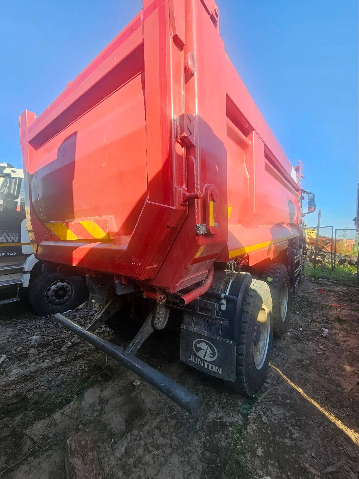 Sitrak ZZ3406V455ME,  94 800 км, 2024 года в лизинг