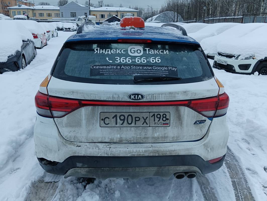 KIA Rio X-Line,  275 910 км, 2019 года в лизинг