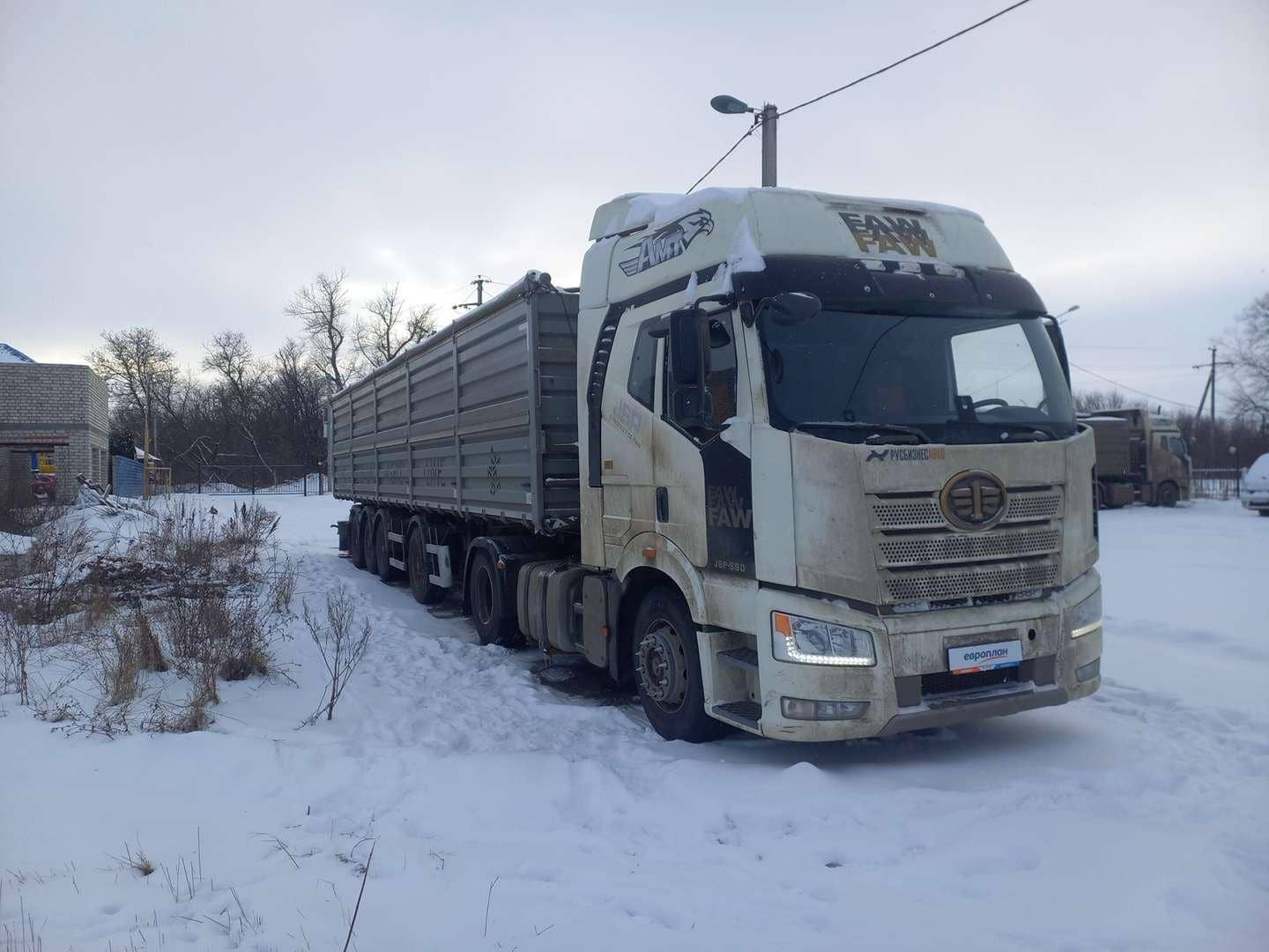 FAW CA4180P66K25E5 4x2,  153 083 км, 2023 года в лизинг