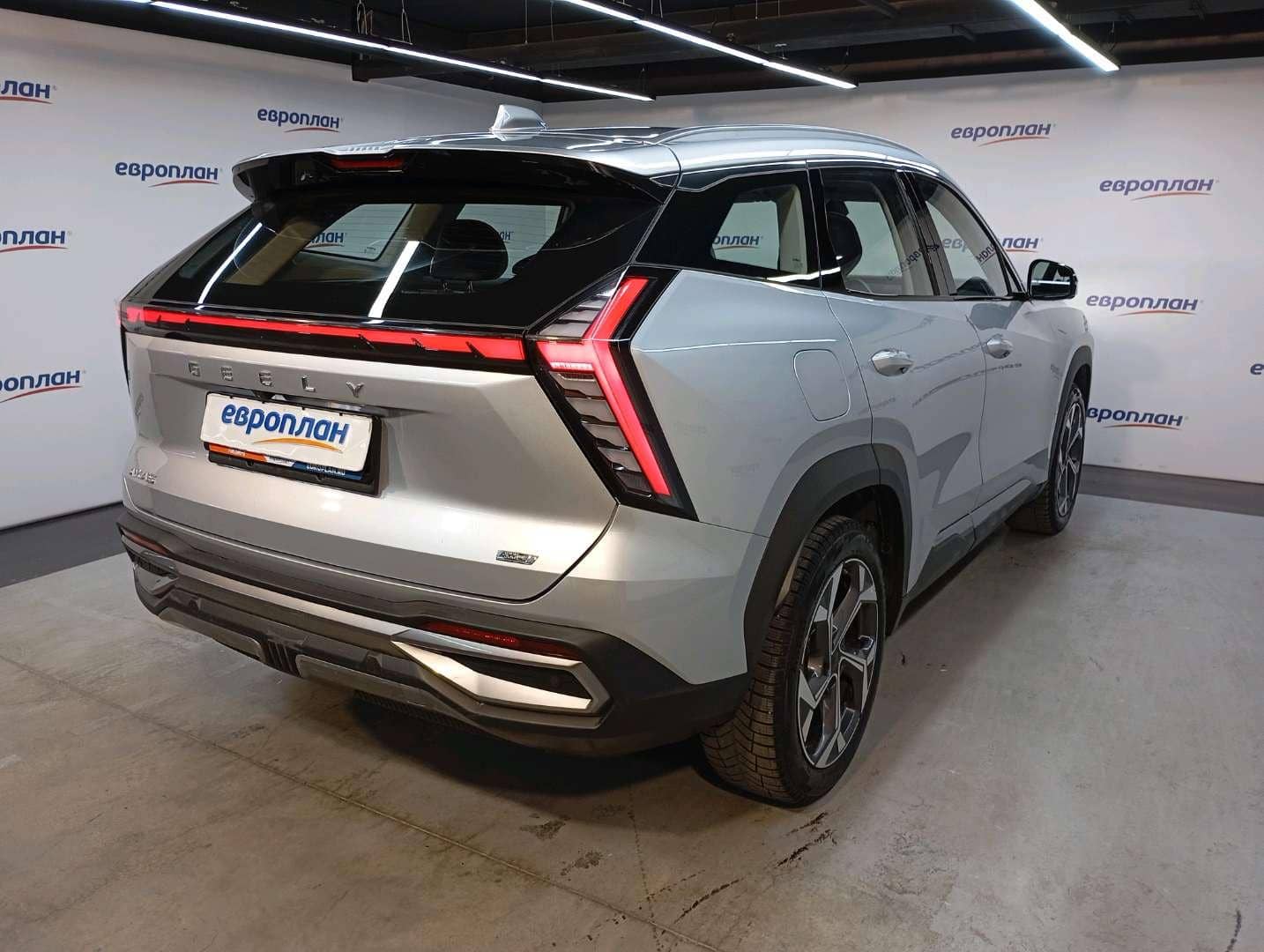 Geely Atlas,  52 988 км, 2024 года в лизинг