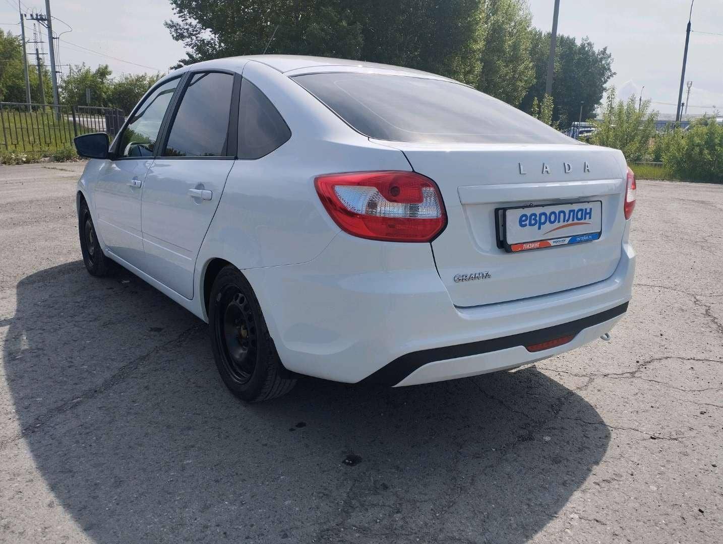 Lada Granta лифтбек,  46 483 км, 2024 года в лизинг