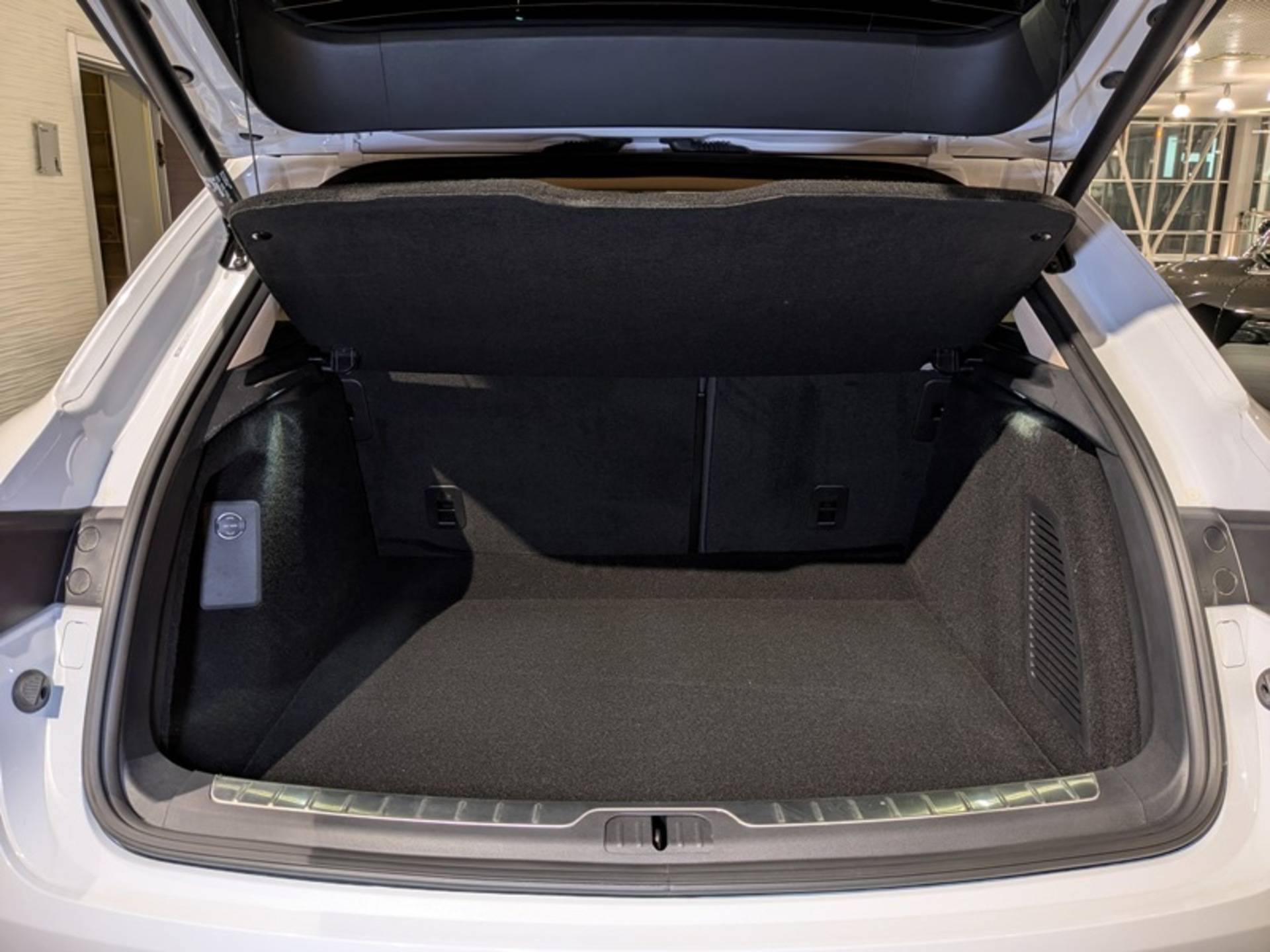 Seres M5 Premium 1.5hyb AT 4WD