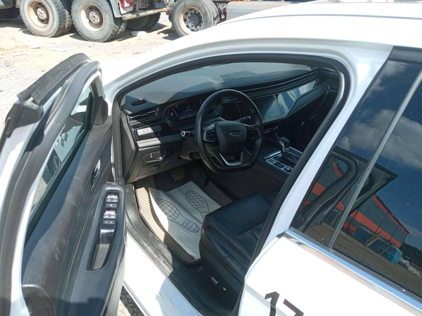 OMODA S5,  170 836 км, 2023 года в лизинг