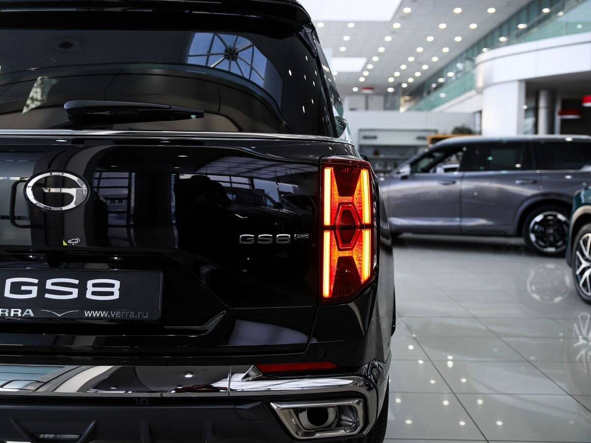 GAC GS8 GX Premium 2.0 8AT 4WD