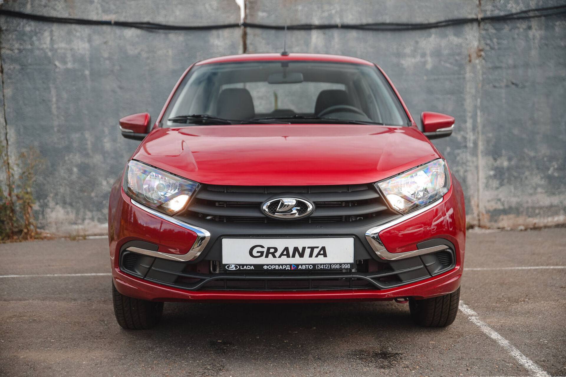 Lada Granta седан Comfort 1.6 90hp 5MT