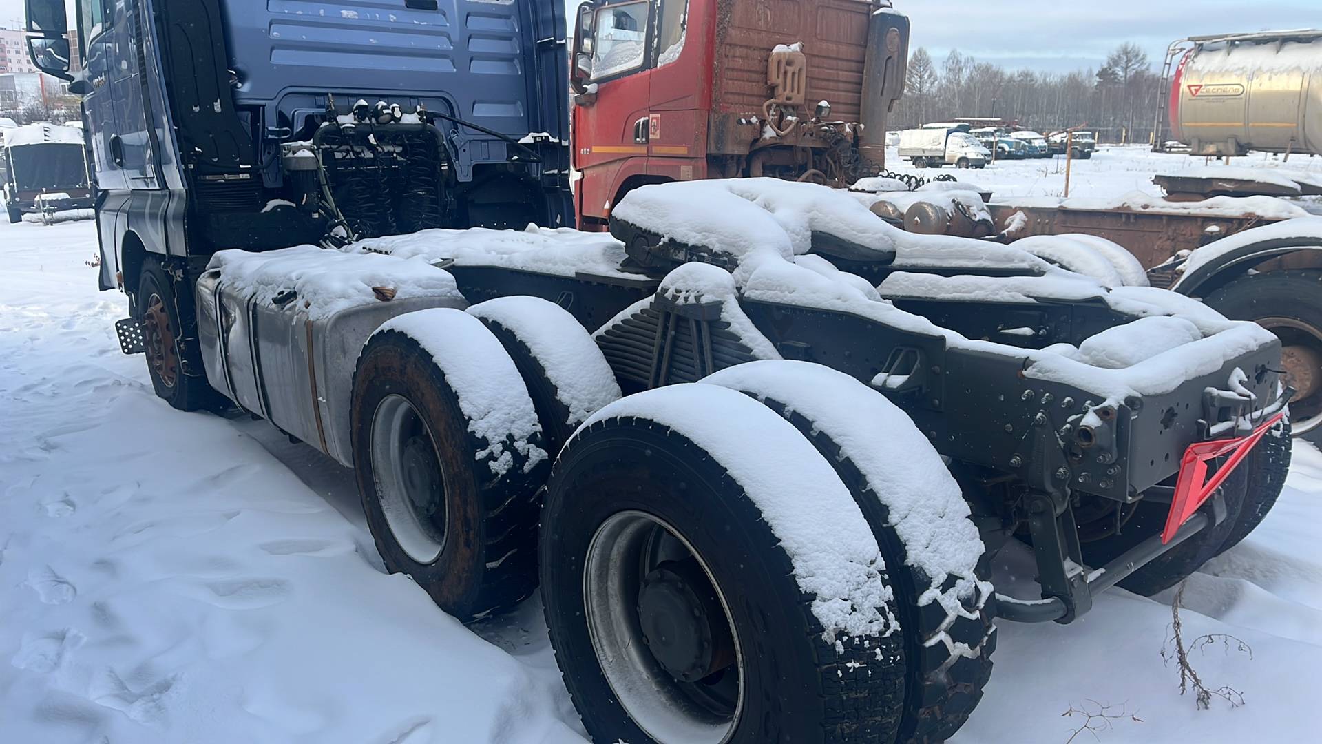 Sitrak С7Н MAX 6×4 ZZ4256V364HE,  94 021 км, 2023 года в лизинг