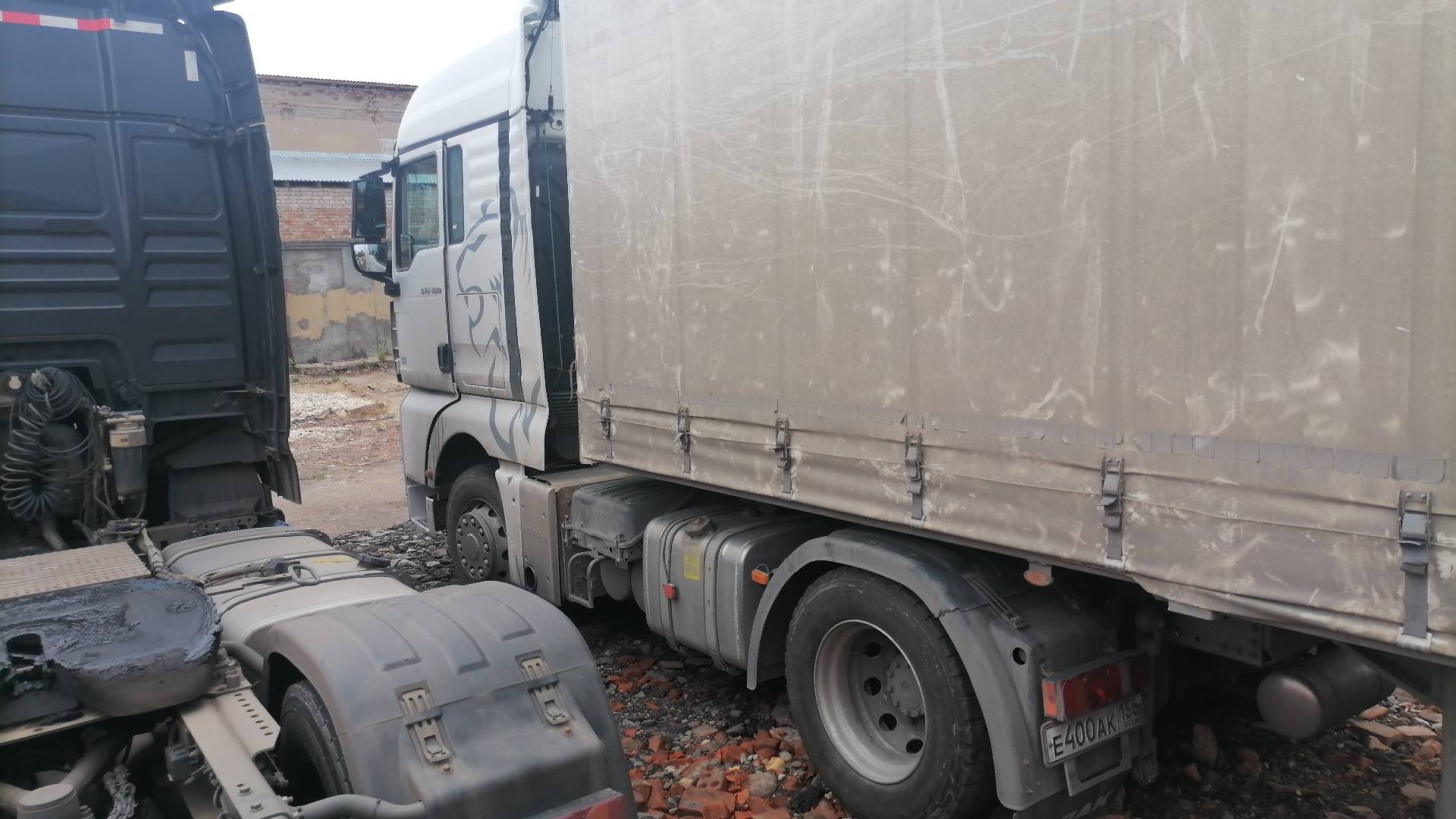 Sitrak С7Н MAX 6×4 ZZ4256V364HE,  266 739 км, 2022 года в лизинг