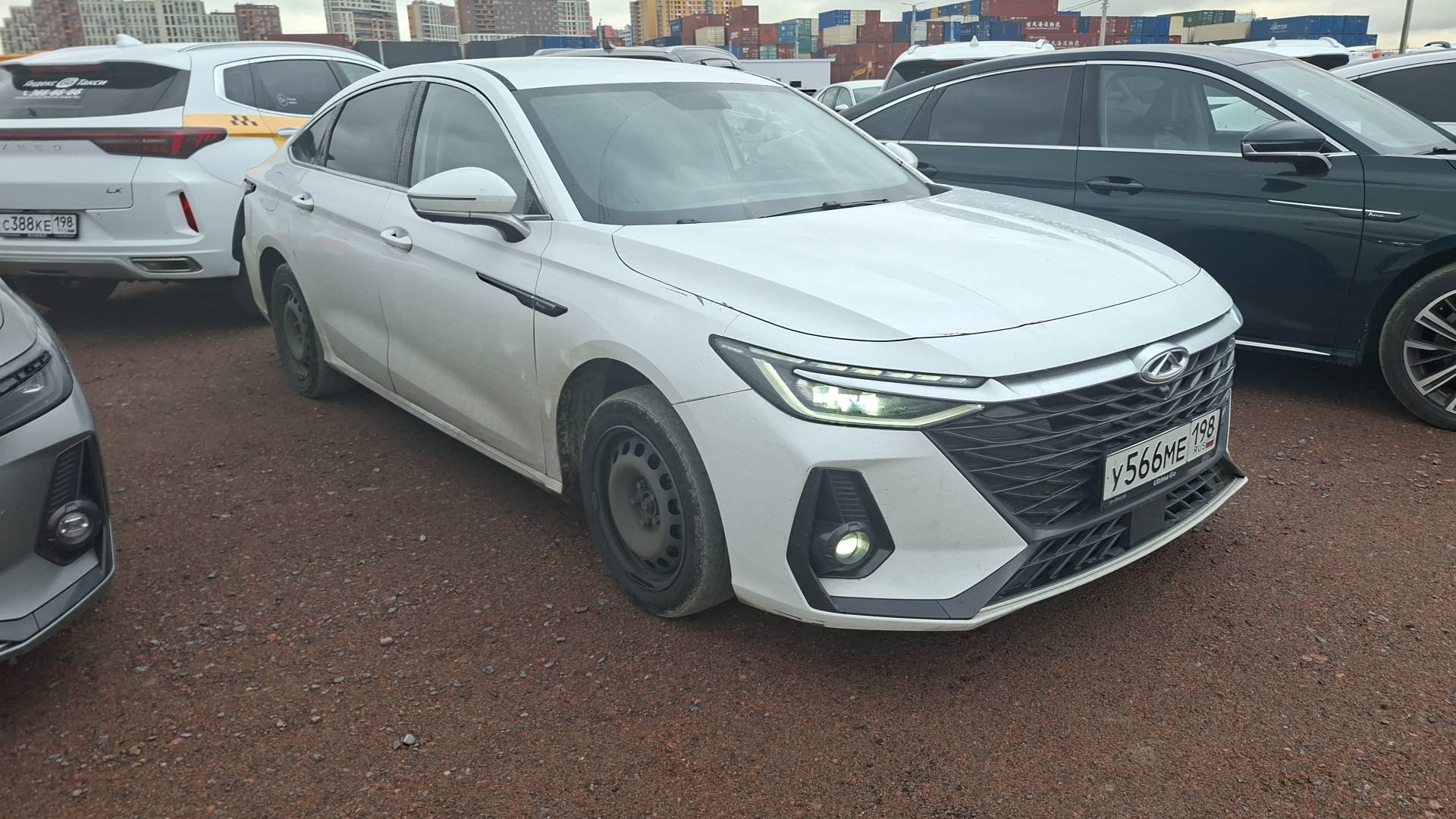 Chery Arrizo 8