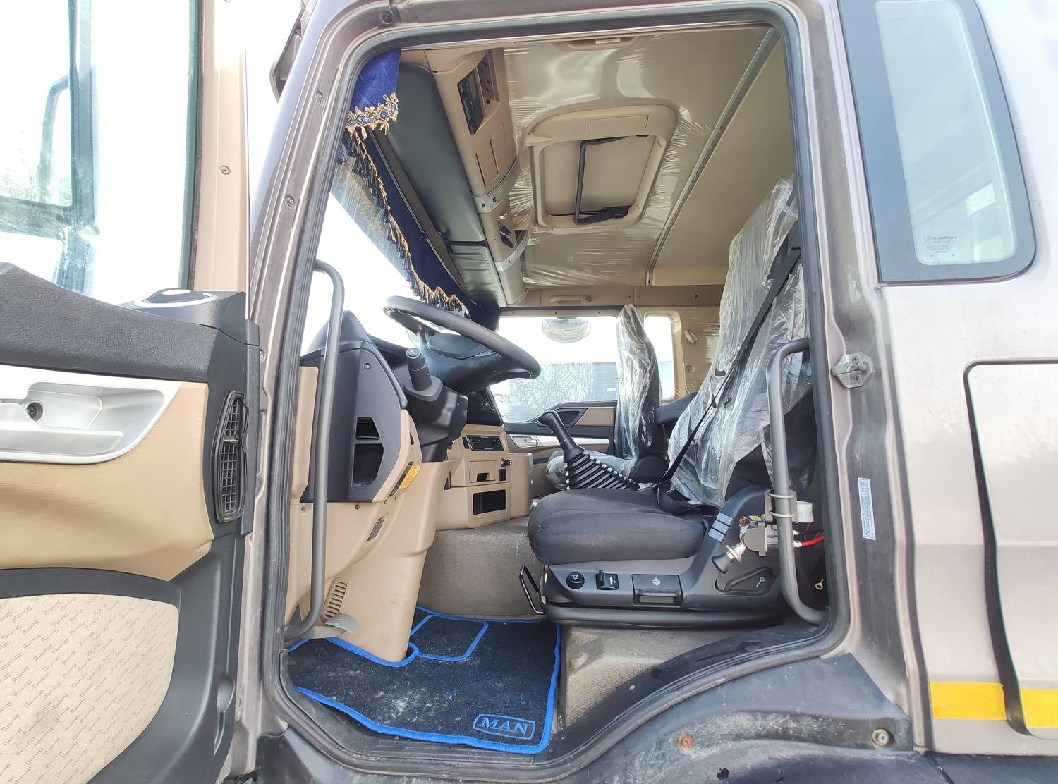 HOWO ZZ3317V386GE1 8х4 Лот 000008926
