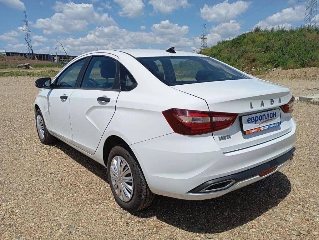 Lada Vesta седан,  68 661 км, 2024 года в лизинг