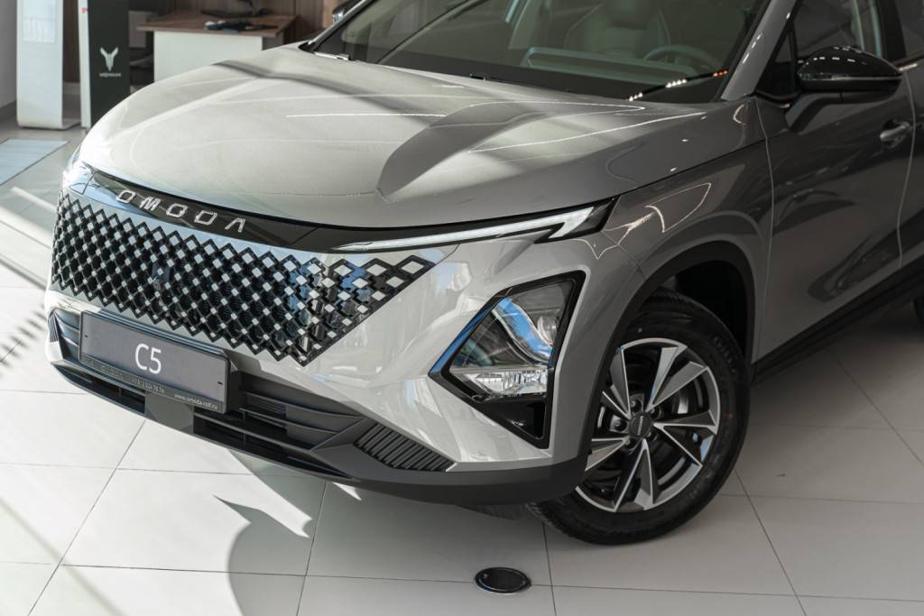 OMODA C5 1.6T DCT Supreme BI 4WD FL