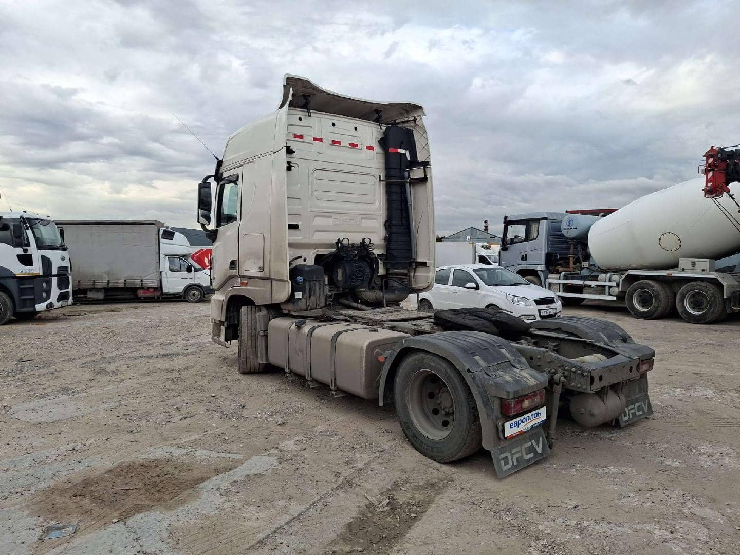 DongFeng GX DFH4180 4x2,  508 933 км, 2023 года в лизинг