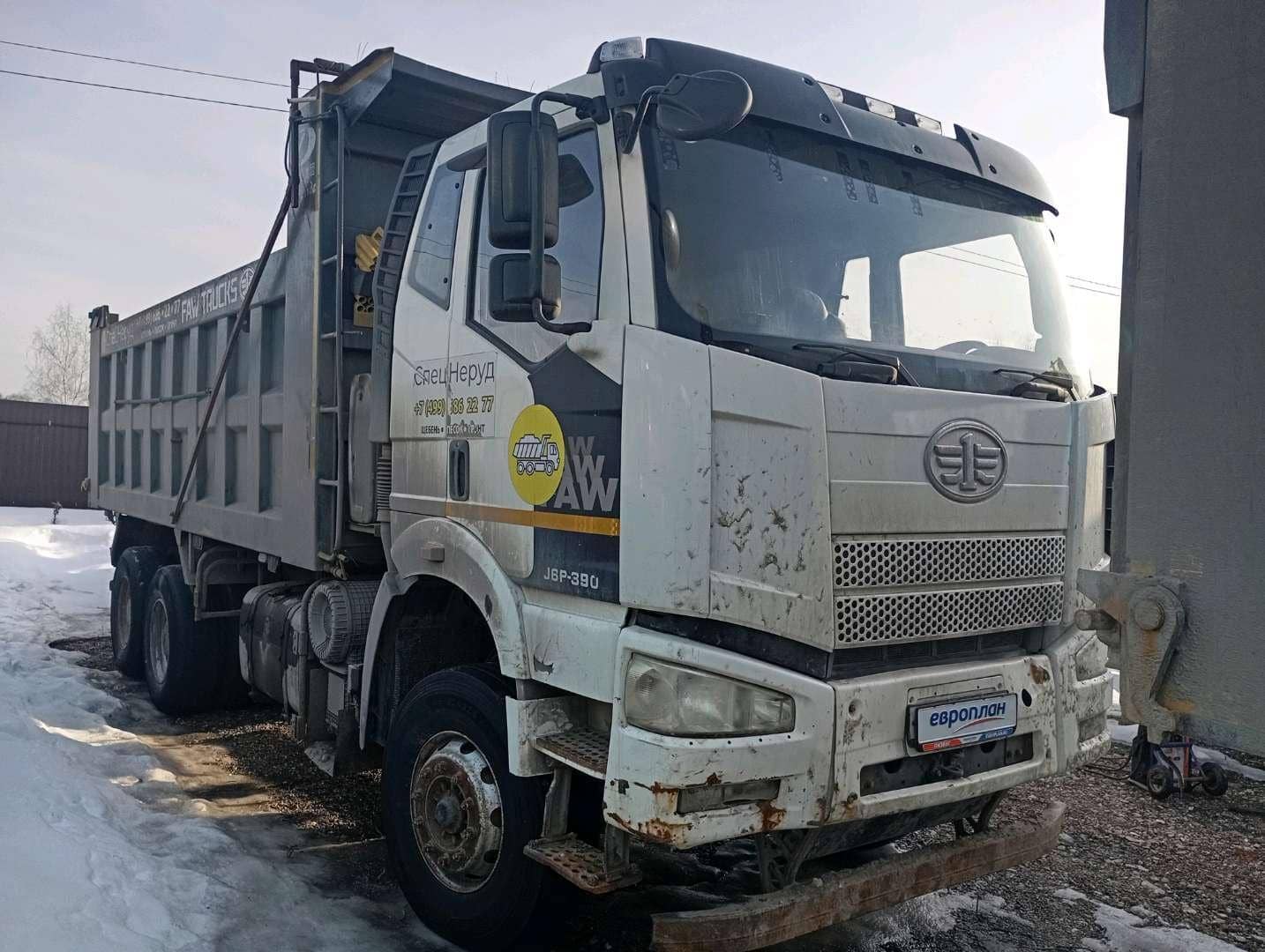 FAW CA3250P66K24T1E5 6х4,  174 464 км, 2022 года в лизинг