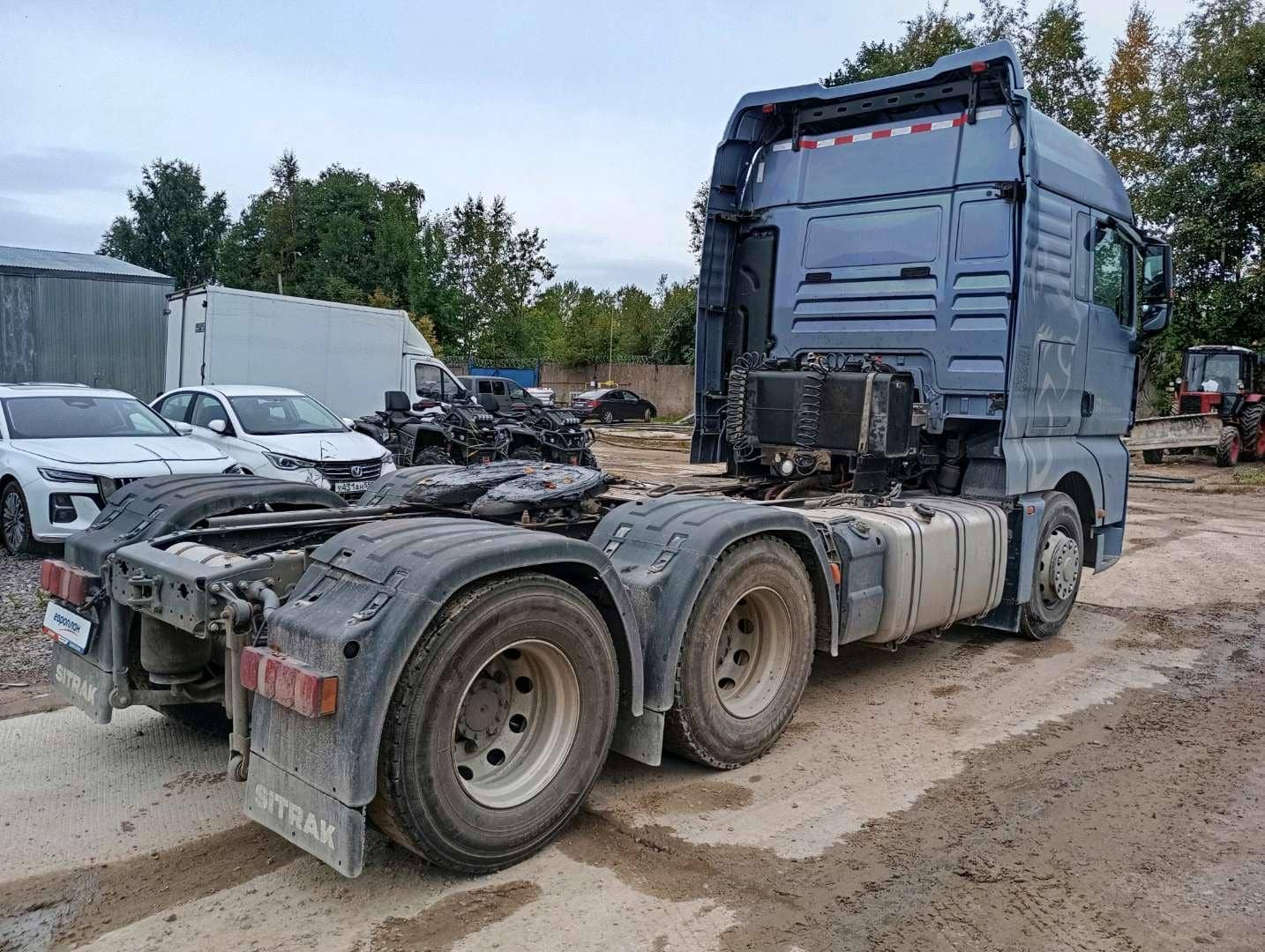 Sitrak С7Н MAX 6×4 ZZ4256V364HE,  216 923 км, 2023 года в лизинг